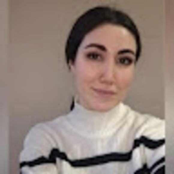 Meet your Posher, Niloofar - Picture 1 of 1